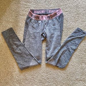 GYMSHARK grey workout leggings